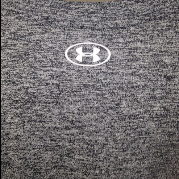 Under armor women's tee shirt size L - Picture 2 of 5